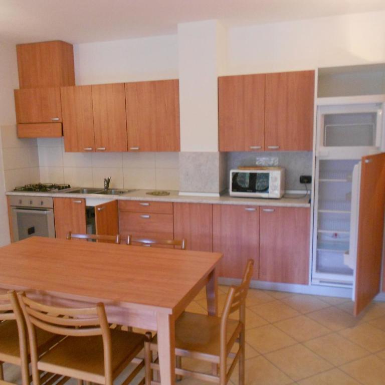 Residence Le Orchidee - Appartamento con 2 Camere da Letto (6 Adulti) - 2