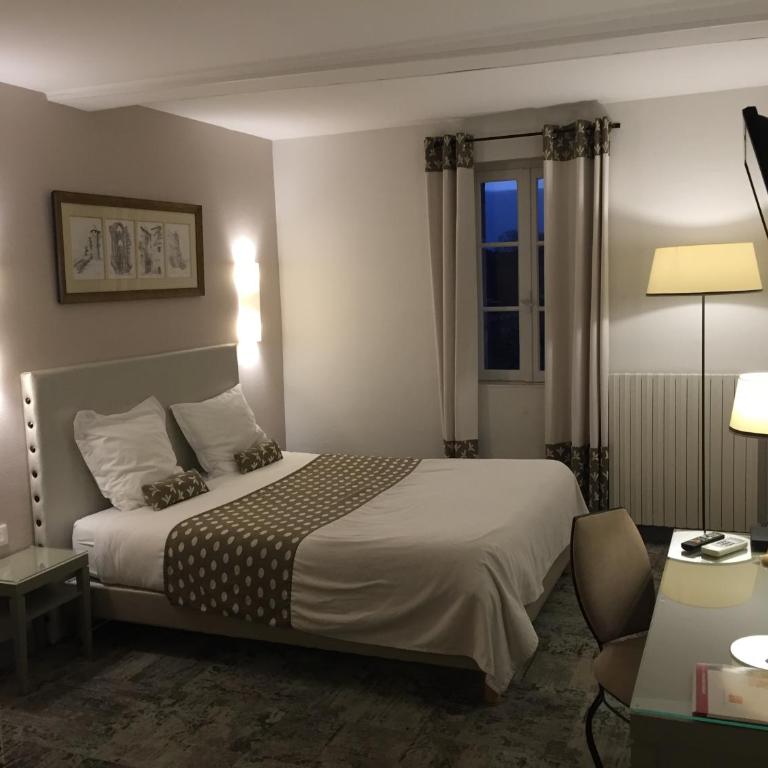 Hotel Du Pont Vieux - Chambre Familiale Standard - 8