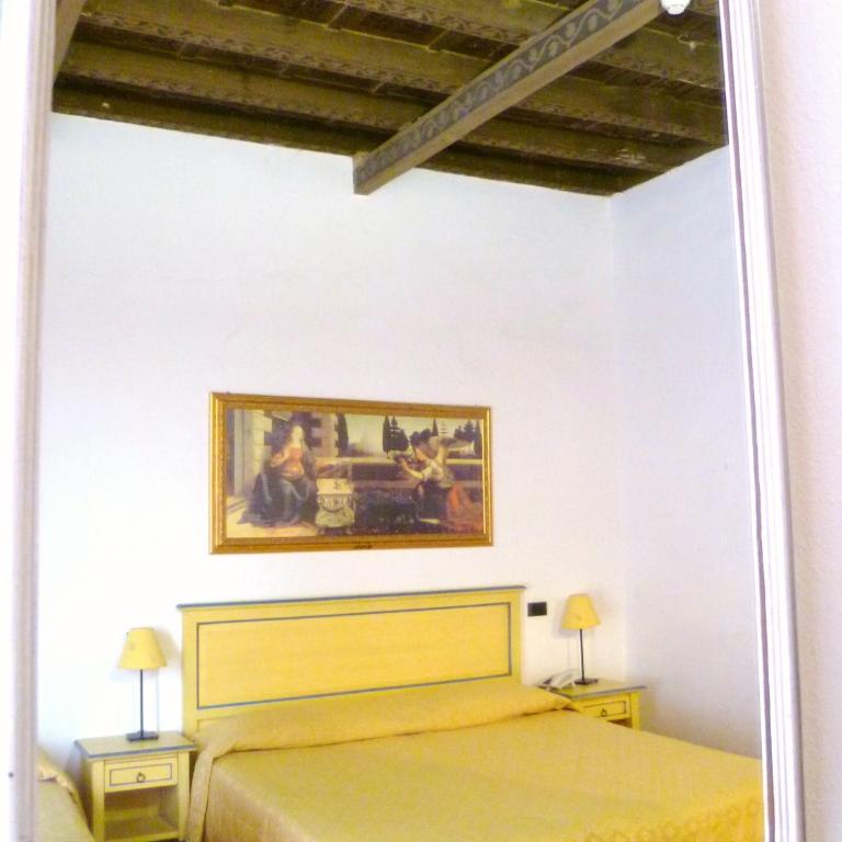 Hotel Vasari - Triple Room - 3