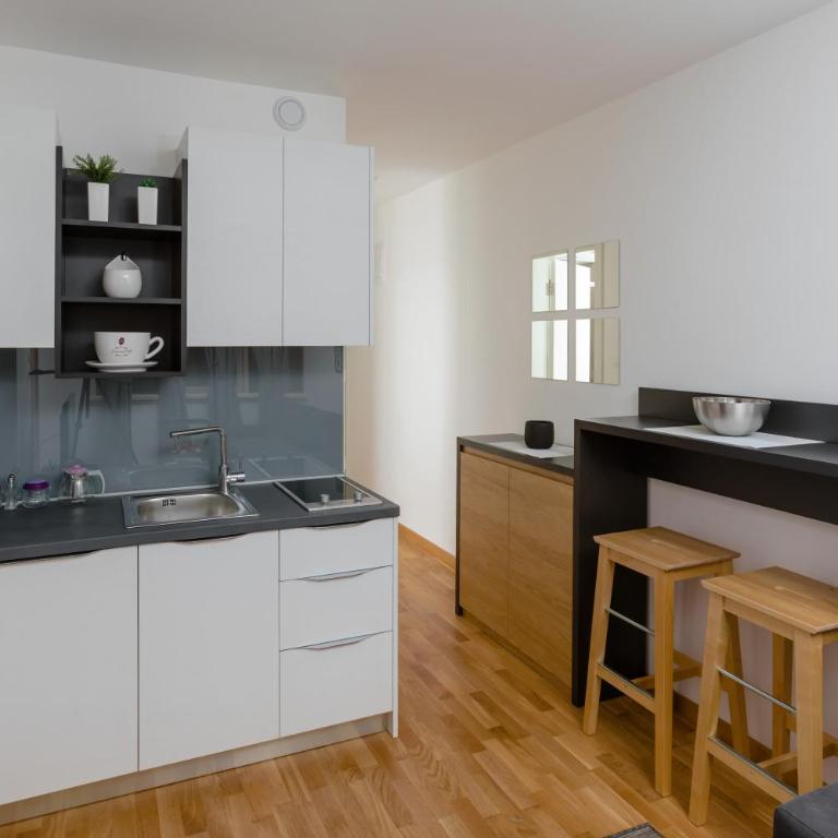 Apartments Krug - Apartman s 1 Spavaćom Sobom i Balkonom - 3