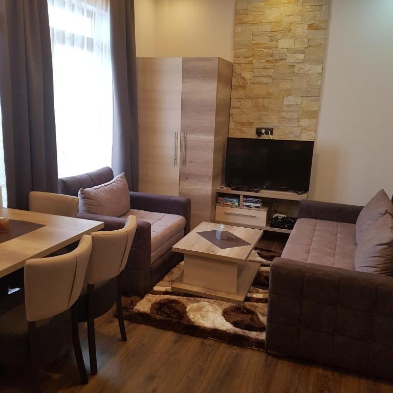 Apartment M1 MEGI, Milmari Resort - Apartment with Mountain View - 2