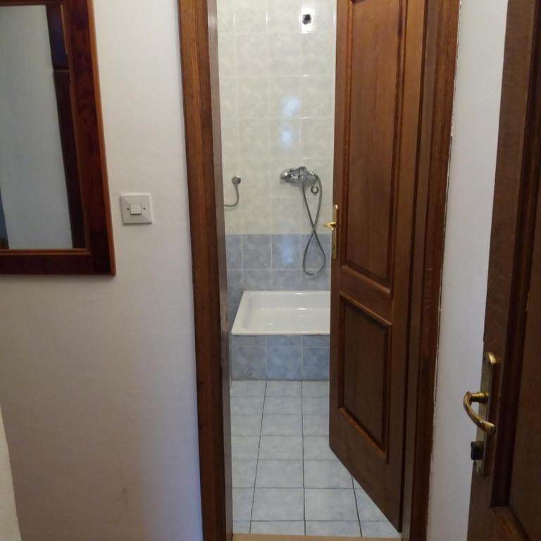 Djukanovic Apartments - Two-Bedroom Apartment - 20