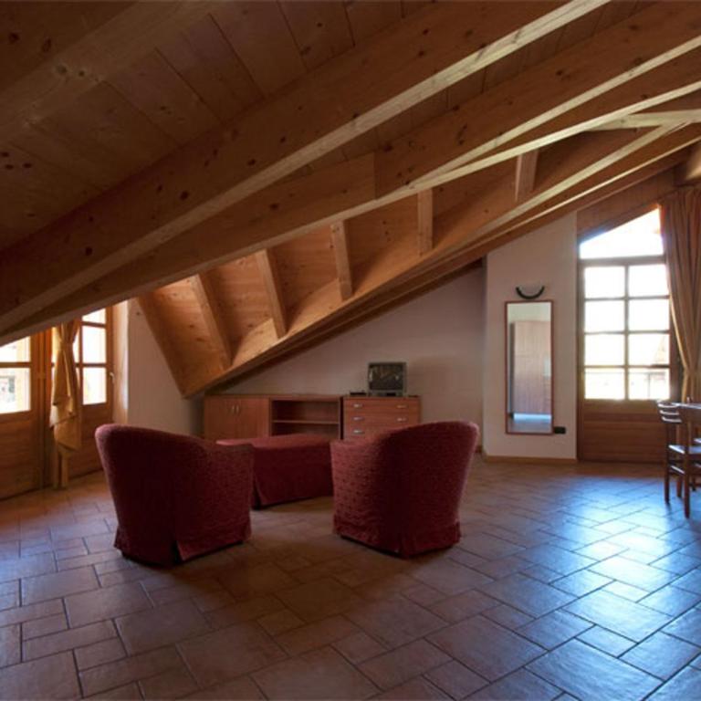Residence Le Orchidee - Appartamento Mansardato con 2 Camere da Letto (6 Adulti) - 3