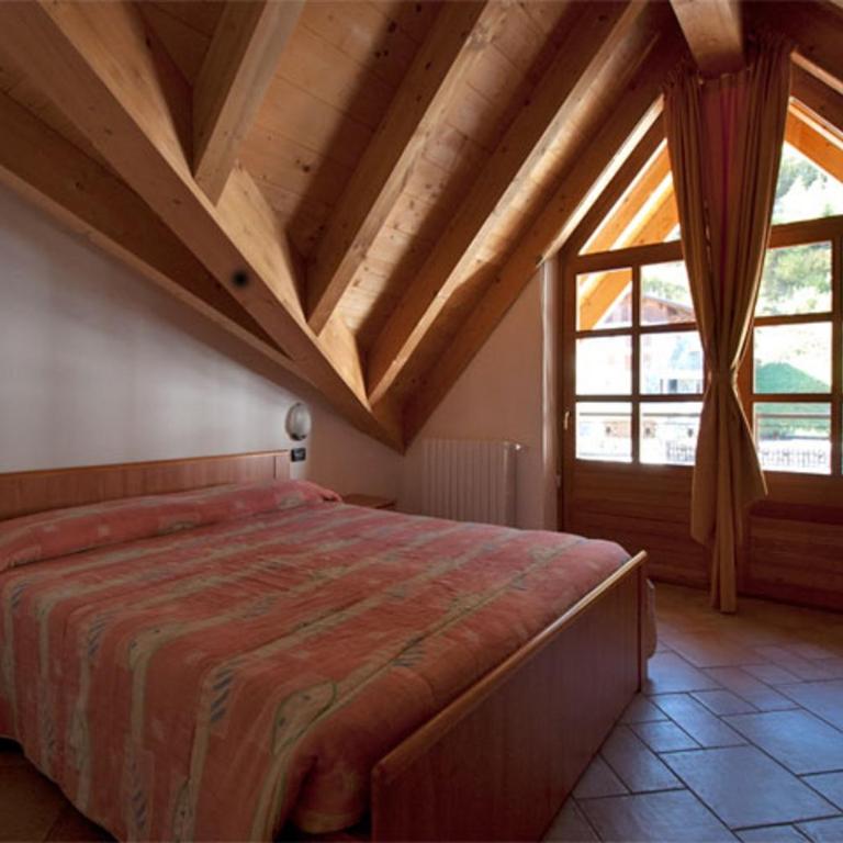 Residence Le Orchidee - Appartamento Mansardato con 2 Camere da Letto (6 Adulti) - 9
