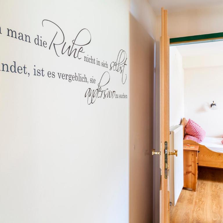 Wohlfühlbauernhof Bambichlhof - Two Bedroom-Apartment with Mountain View - 6