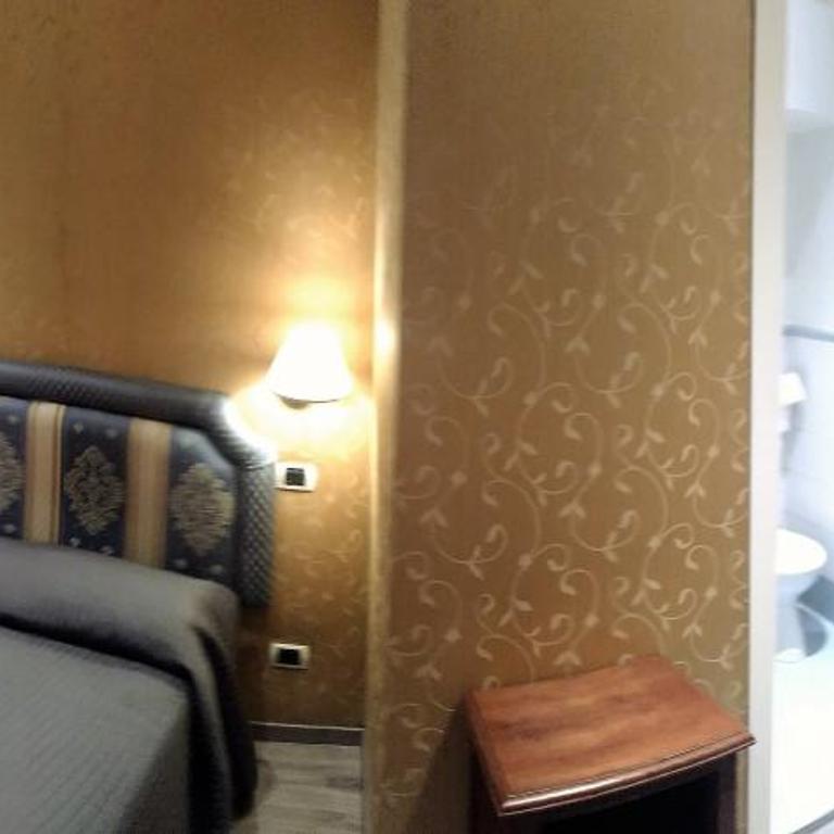 939 Hotel - Camera Matrimoniale Economy - 6