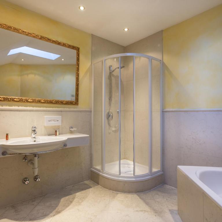 Gut Stiluppe - 4 Sterne Superior Good Life Hotel - Junior Suite - 3