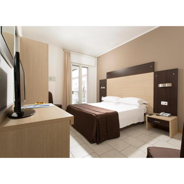 Hotel Gardenia - Camera Tripla - 2