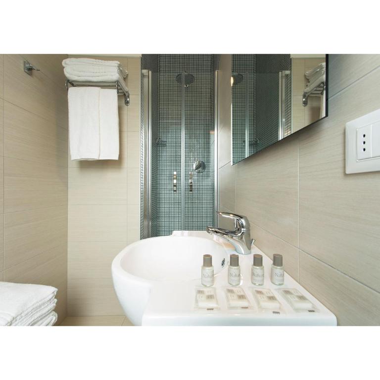 Hotel Gardenia - Camera Familiare - 2