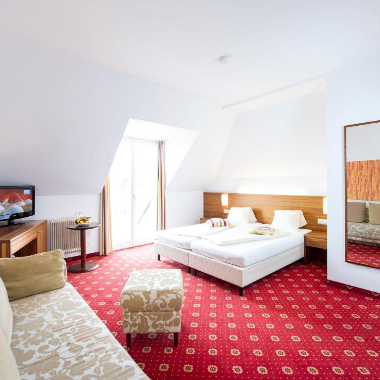 Seehotel Astoria - Doppelzimmer mit Schlafsofa und Balkon - 2