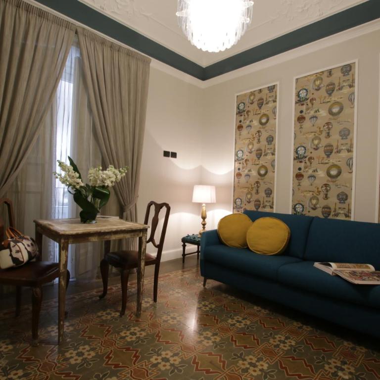 SEKELES Suites - Luxury Quadruple Room - 4