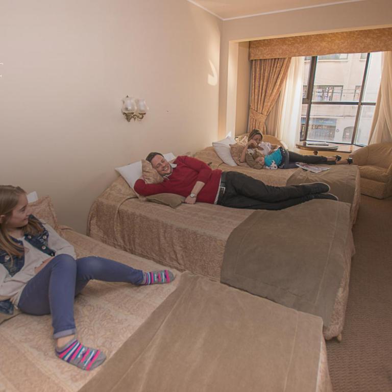 Hotel Tierra Del Fuego - Habitación Triple - 3
