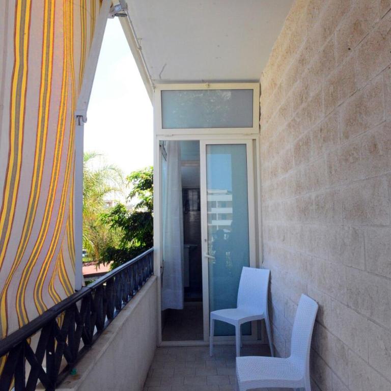 PROFUMO DI MARE B&B - Camera Familiare con Balcone - 10