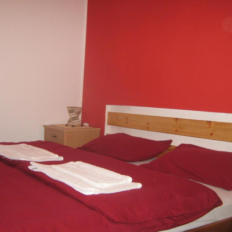 Rooms Lisičić - Dvokrevetna Soba sa Bračnim Krevetom - 8