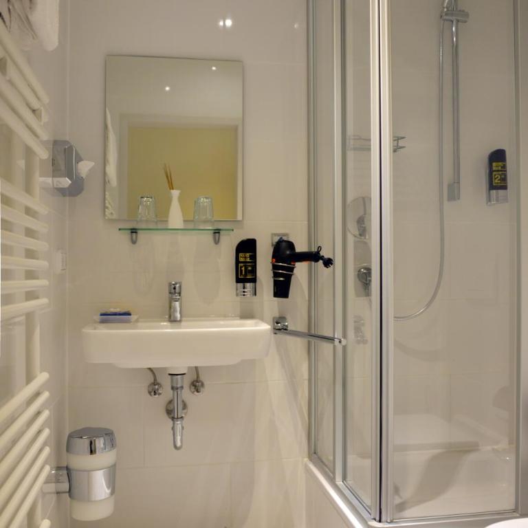 Arthotel Munich - Doppelzimmer - Nebengebäude - ohne Aufzug - 7