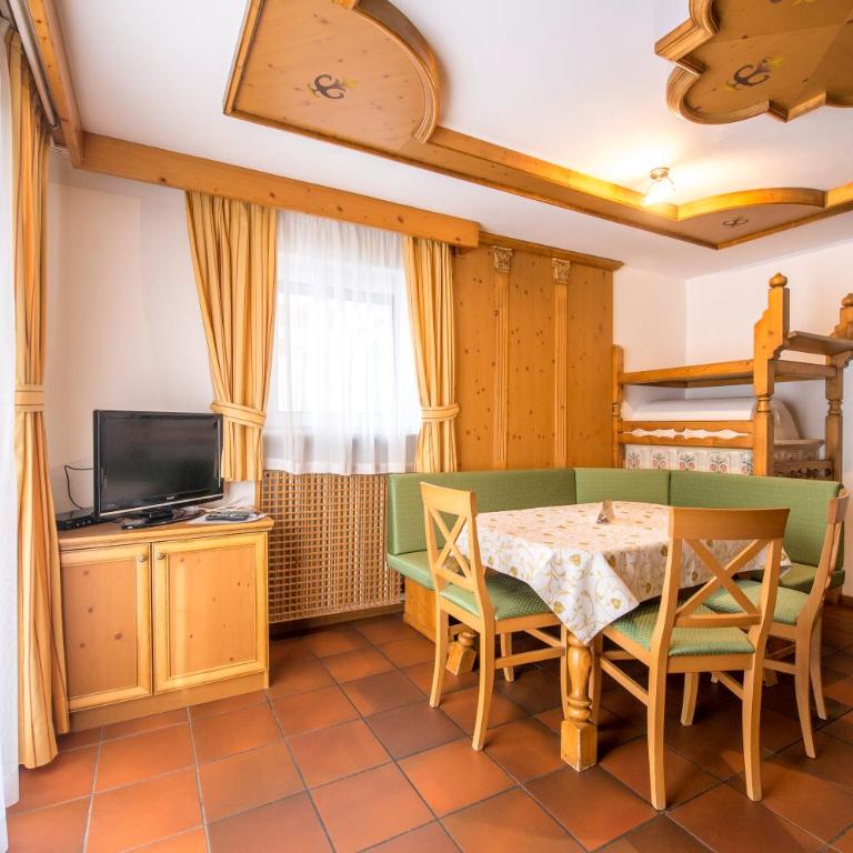 Appartamenti Ladina - Appartamento con 2 Camere da Letto - 51