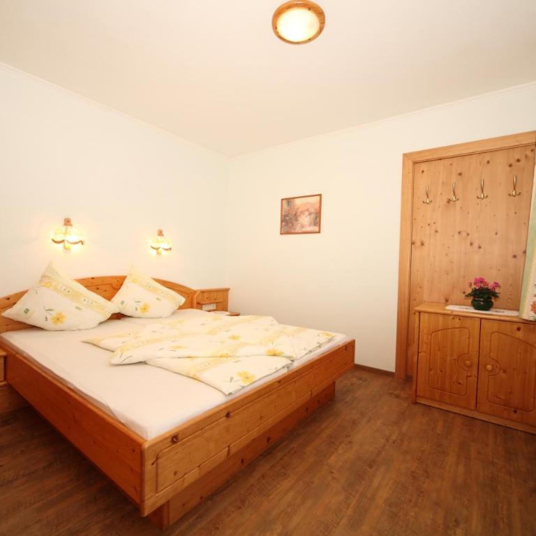 Landhaus Steiner - Doppel- oder Zweibettzimmer - 1