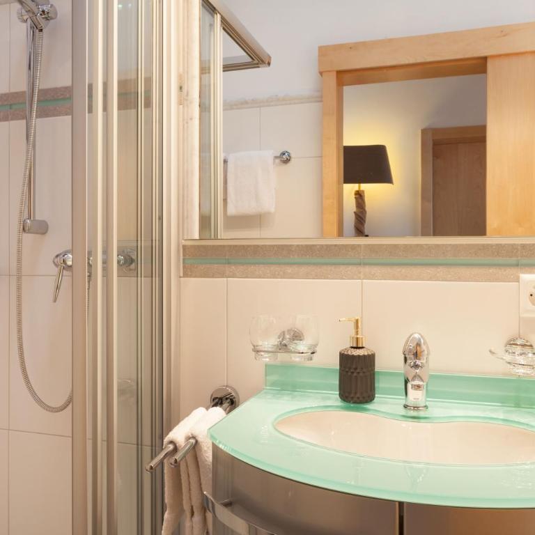 Vrony Apartments by Hotel Walliserhof Zermatt - Apartamento - 15