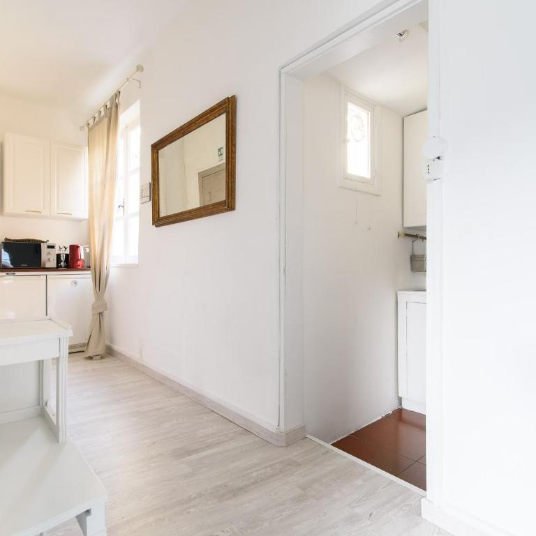 White terrace apartment navona - Appartamento con Balcone - 12