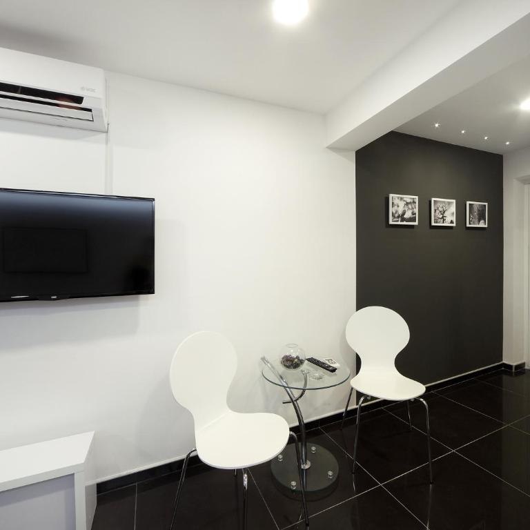 Agent Lux Apartments - Deluks Dvokrevetna Soba s Bračnim Krevetom (2 odrasle osobe + 1 dete) - 3