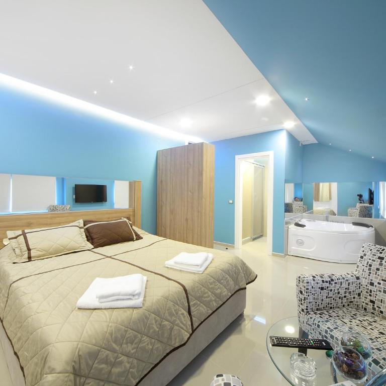 Agent Lux Apartments - Deluks Dvokrevetna Soba sa Bračnim Krevetom i Kadom - 5