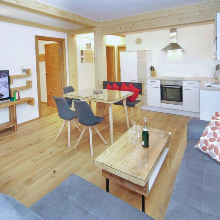 Stockklauser - Apartment mit 2 Schlafzimmern - 2