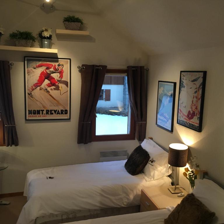 Les Ecureuils Squirrel Lodge - Appartement avec Vue sur la Montagne - 63