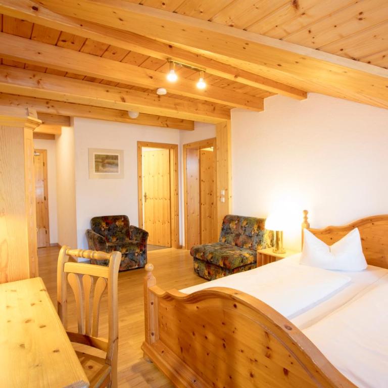 Akzenthaus Alpenrose Nesselwang - Familienzimmer - 1