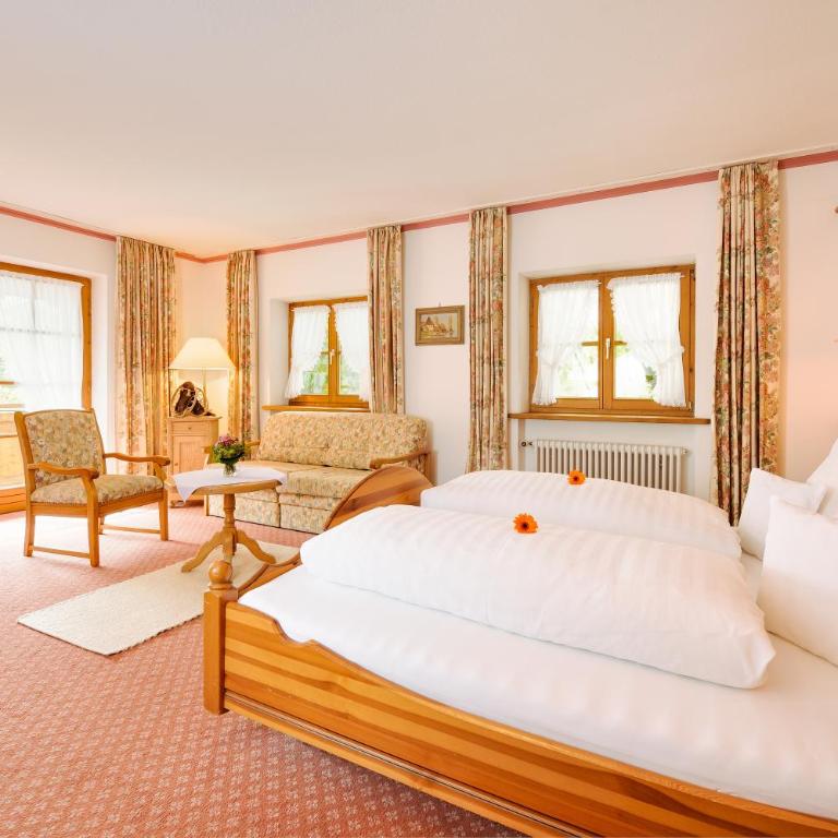 Ferienparadies Spielmannsau - Doppelzimmer - 2