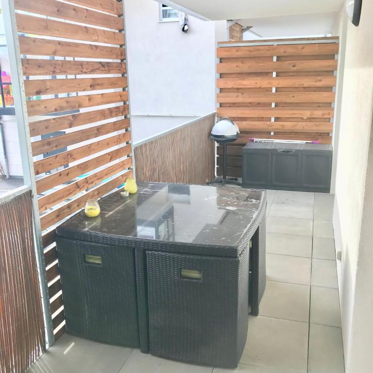 LeT2 Appartement Moderne avec Terrasse et Parking - Apartamento con terraza - 16