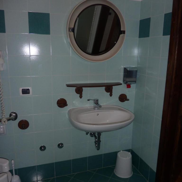 Hotel Dalla Serra - Habitación Triple - 1