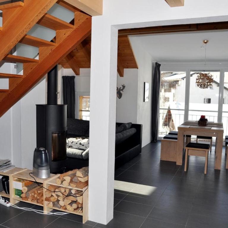 Chasa Döss 3 - Apartment mit Blick auf die Berge - 2