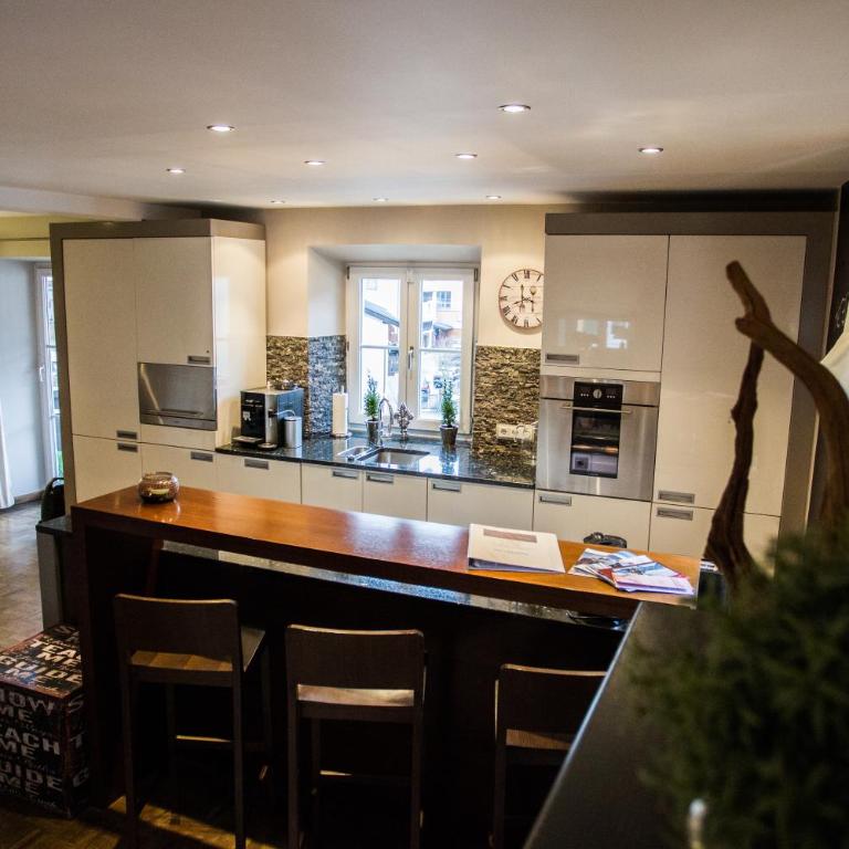 Ferienwohnung Marianne Ortszentrum für Familien 180qm - Apartment - auf 2 Etagen - 1