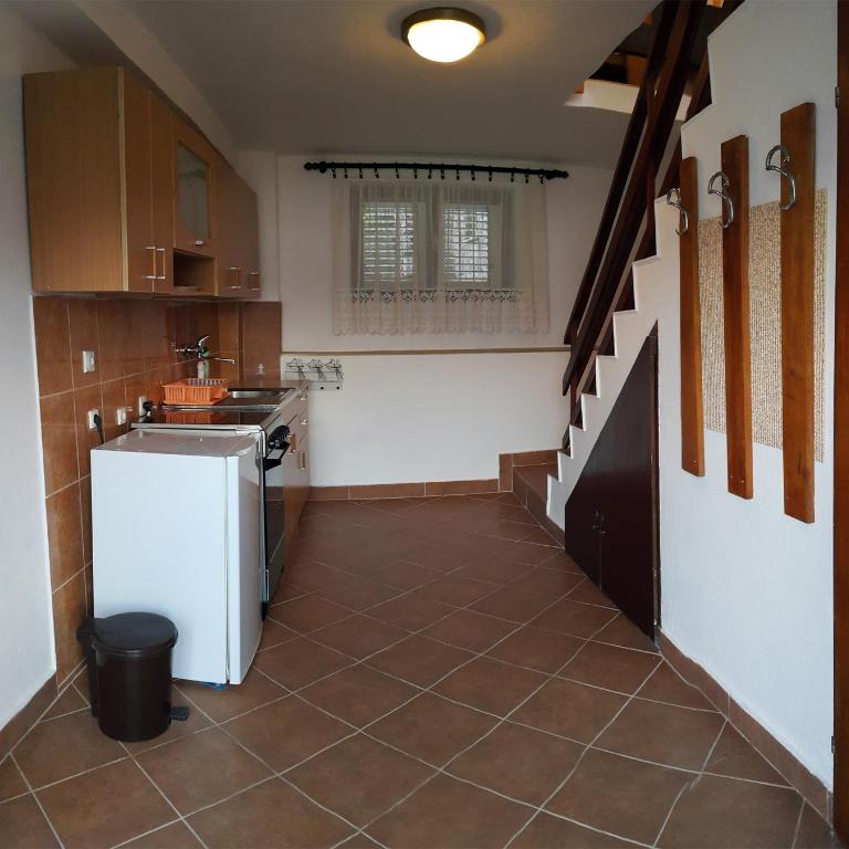 Hidden Jewl - Kakrc Apartment - Apartment with Sea View - 12