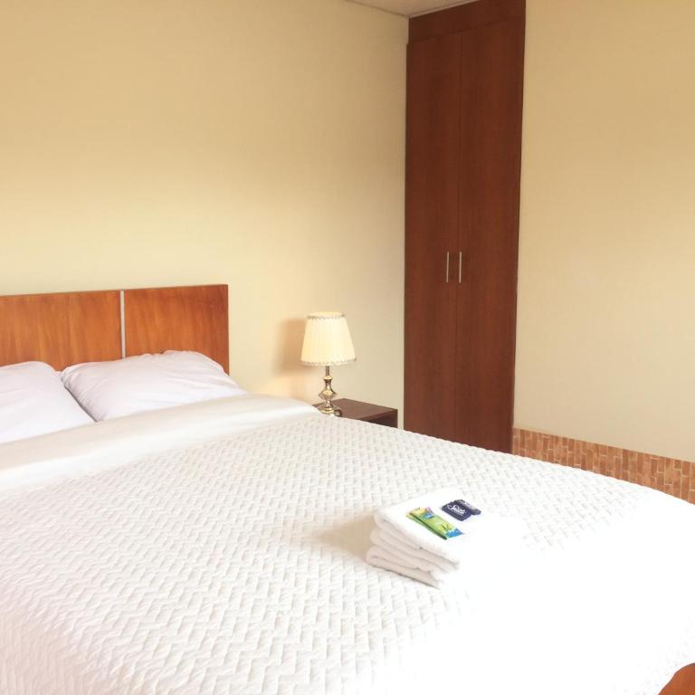 Quito Terrace - Habitación Doble con baño privado - 3