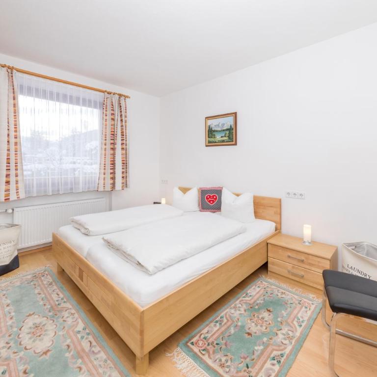 Appartements Haus Sonnenschein - Großes Apartment mit 2 Schlafzimmern und Terrasse - 4