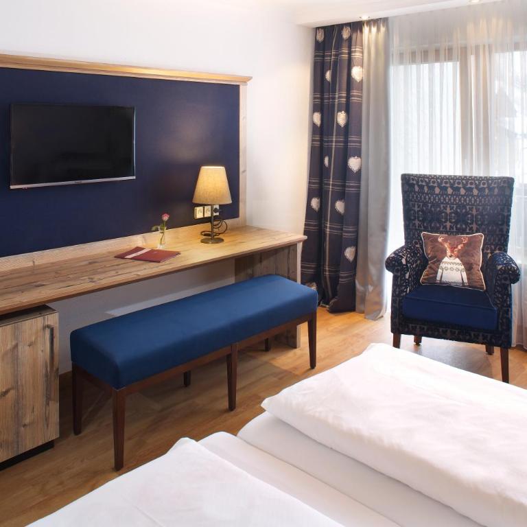 Hotel Menning ***S - Comfort Doppelzimmer mit Balkon - 5