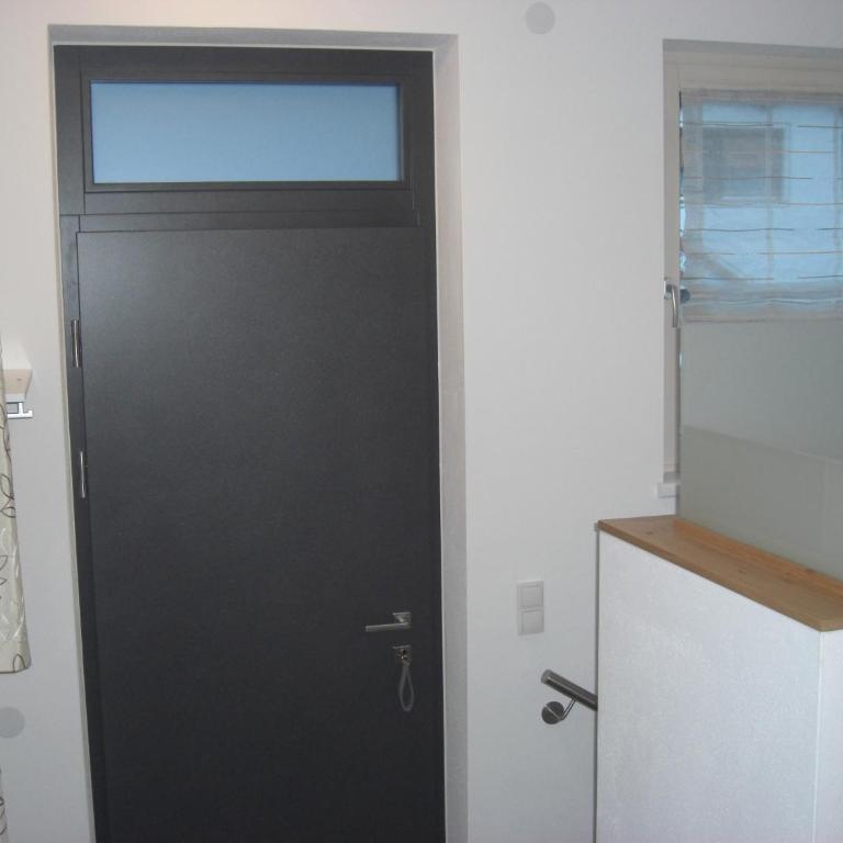 die Gartenwohnung - Tanja Tipotsch - Apartment - Split Level with Garden View - 13