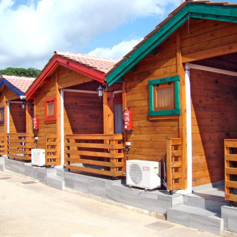 Camping & Bungalows Oasis - Bungalow Clásico de 2 dormitorios - 1