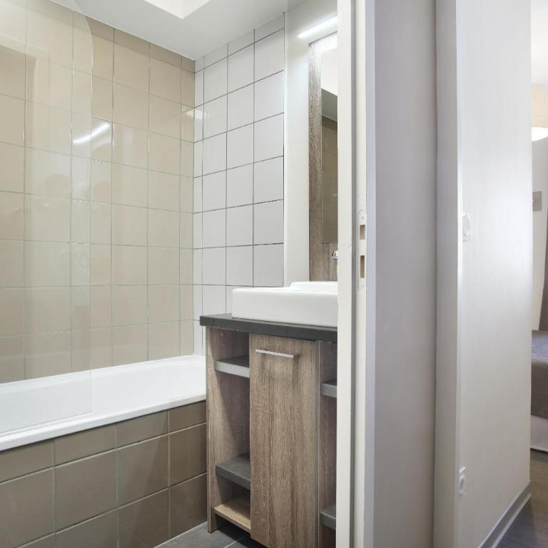 Résidence Odalys Le Village de Praroustan - Appartement - 4