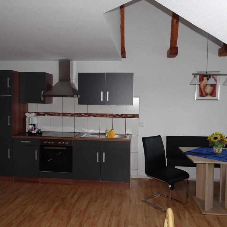 Gästehaus Eberle - Apartment mit 1 Schlafzimmer und Balkon - 4