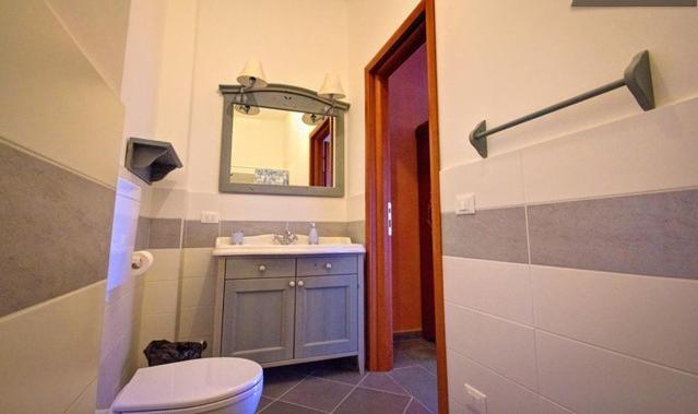 Villamir B&B - Appartamento con Patio e Vista Giardino - 10