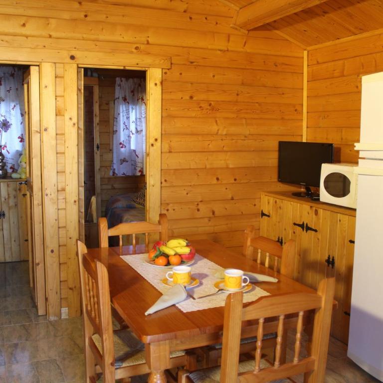 Camping & Bungalows Oasis - Bungalow de 2 dormitorios - 4