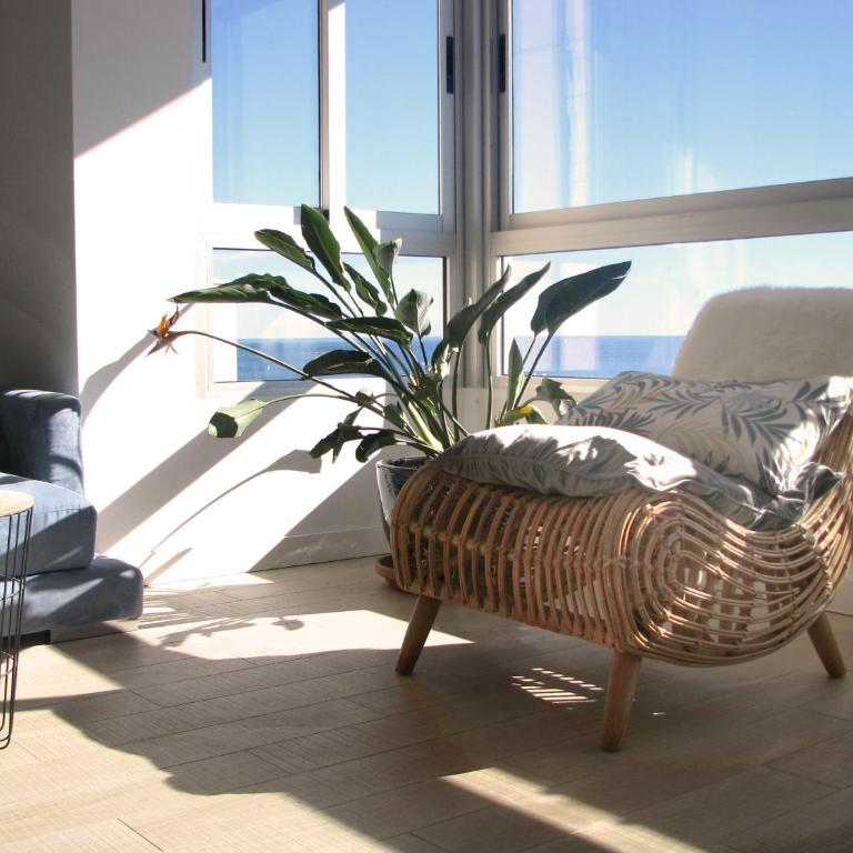 Alicante Ocean View - Apartment with Balcony - 13