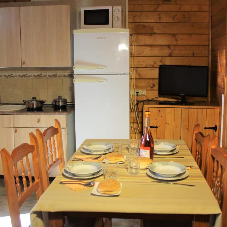 Camping & Bungalows Oasis - Bungalow de 3 dormitorios - 2