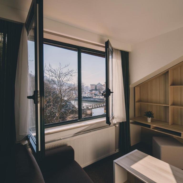 Hotel Nova Bentbaša - Četvorokrevetna Soba sa Pogledom na Reku - 8