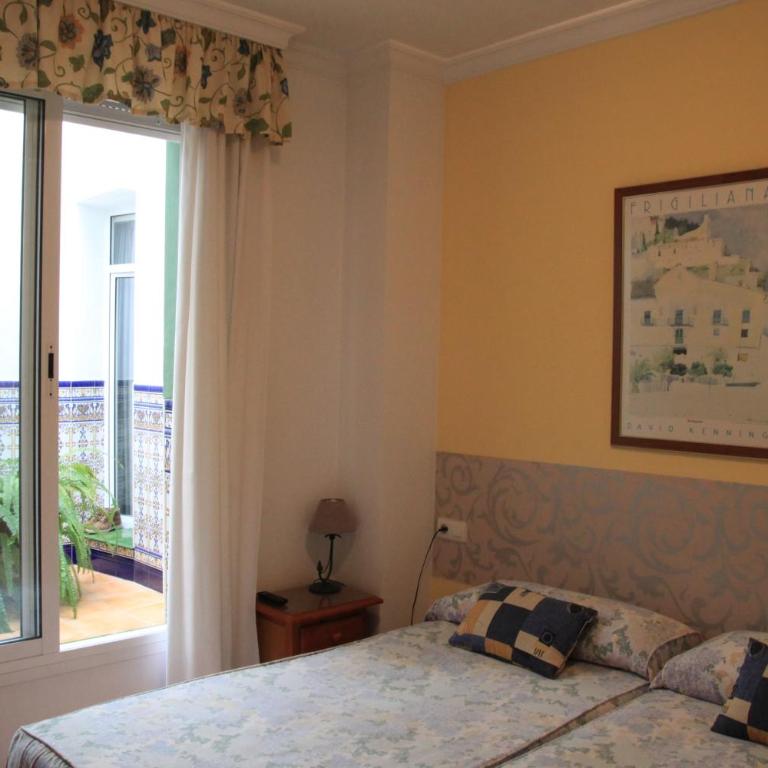 Hostal Ana - Adults Recommended - Habitación Doble - 2 camas - 2