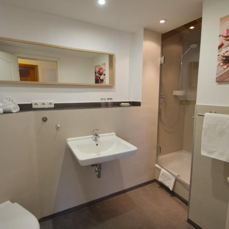Hotel Ferienhaus Fux - Apartment - auf 2 Etagen - 8