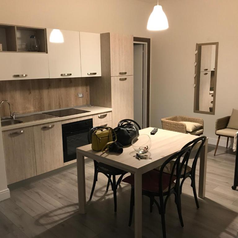 Poloni Apartment - Three-Bedroom Apartment - 7