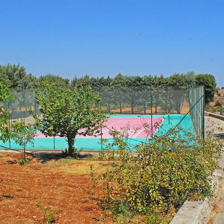 Villa with pool and tennis court - Villa con Piscina Privata - 4